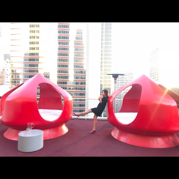 Meet your Posher, Maria - Picture 3 of 3